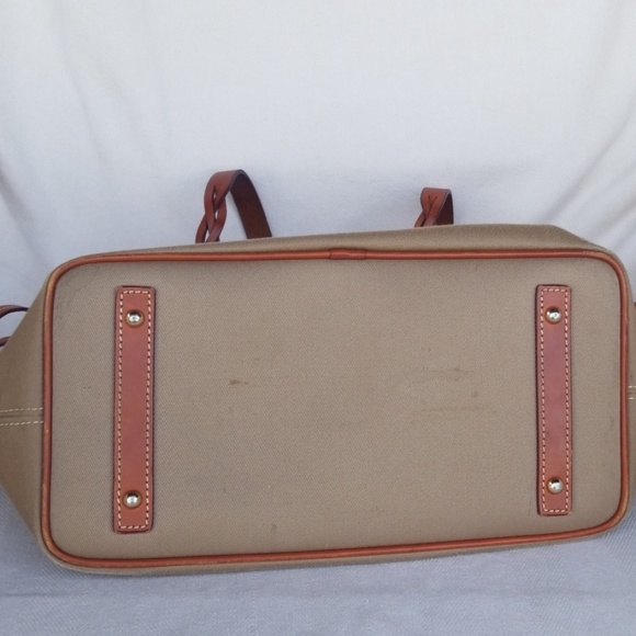 Dooney & Bourke tote - Picture 3 of 4